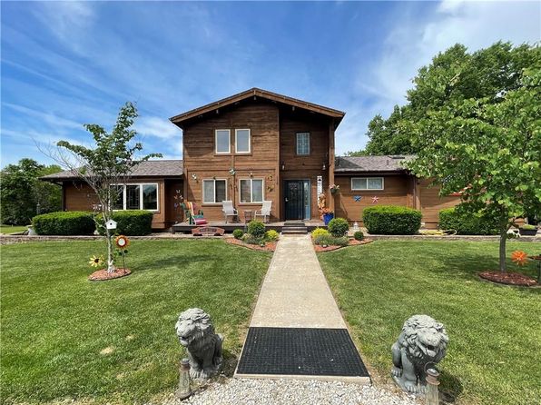 110 Gulf Stream St, Gallatin, MO 64640