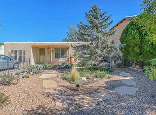 704 Valencia Dr SE, Albuquerque, NM 87108
