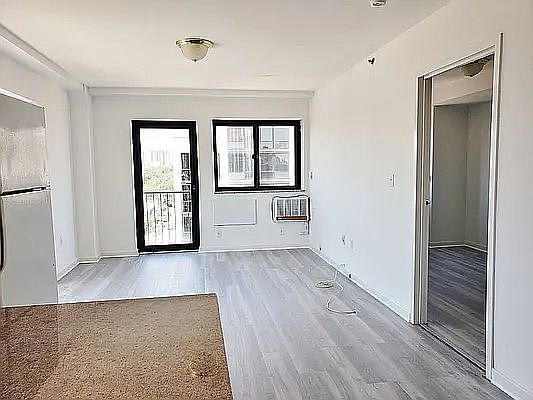 1st image of 27-35 21st St #9CC