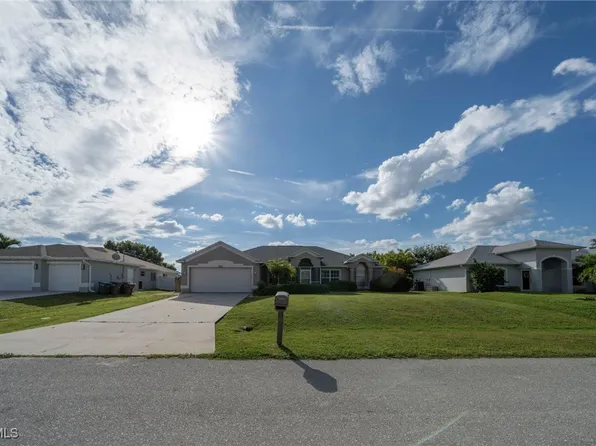 1514 SW 4th Pl, Cape Coral, FL 33991