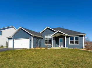 4152 Chandan Blvd, Poplar Grove, IL 61065