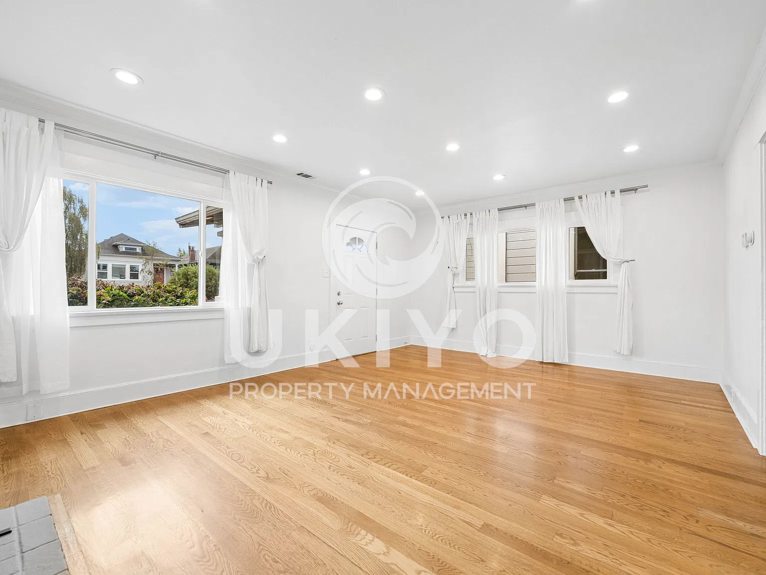 754 Alcatraz Avenue - 1 — Photo 4