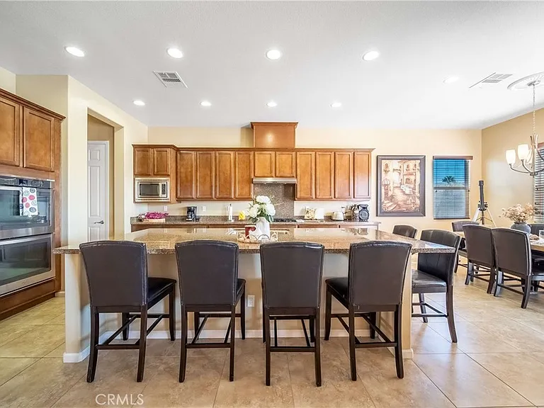 40834 Adriatico Ct — Photo 11