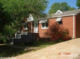 206 N 5th St, Heber Springs, AR 72543