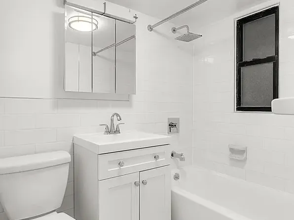 1582 York Avenue image 3 of 9