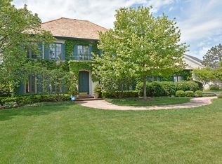 1765 W Broadland Ln, Lake Forest, IL