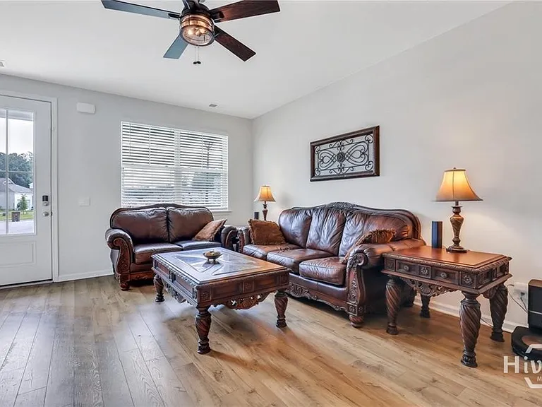 2 Coby Ln — Photo 6