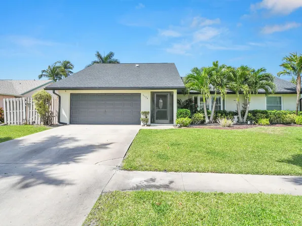 5154 Woodstone Circle E, Greenacres, FL 33463
