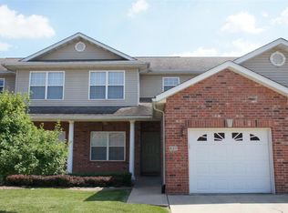 627 Titan Dr, O'Fallon, IL 62269