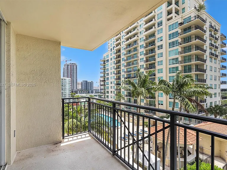 610 W Las Olas Blvd #1121N — Photo 14