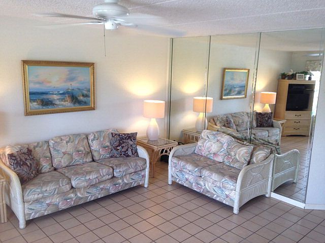 1st image of 123 E Amberjack St #107
