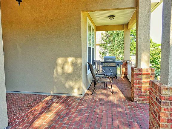 5th image of 3303 Dartmouth Dr