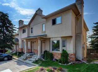 211 N Christie Park Mews SW, Calgary, AB T3H 3H2