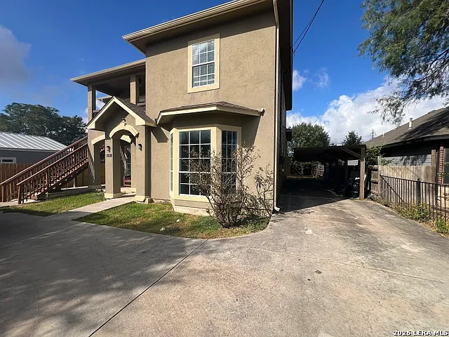 3 bed, 2.0 bath, 1467 sqft, $2,000 — Photo 1