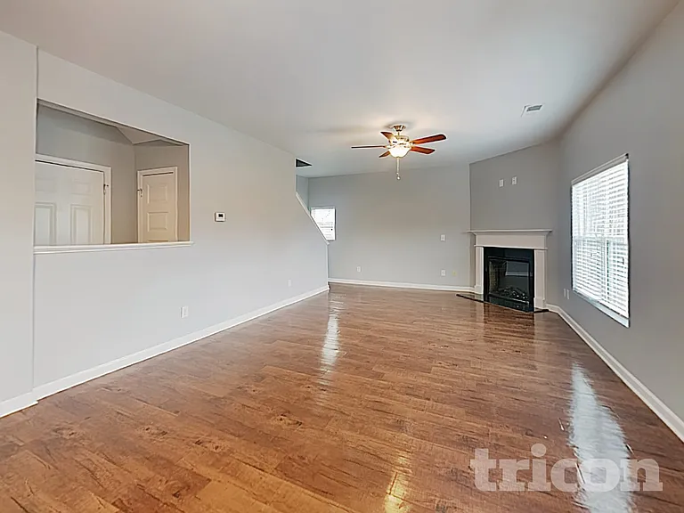283 Pernell Dr — Photo 4