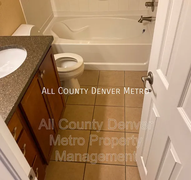 5024 Everett St #203 — Photo 5