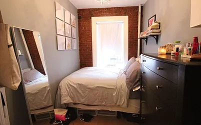 Rented by LJ Sloane Management