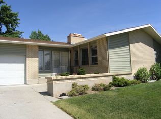 9165 S Mockingbird Cir, Sandy, UT 84094