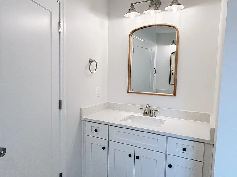 734 S Bomar Ave — Photo 26