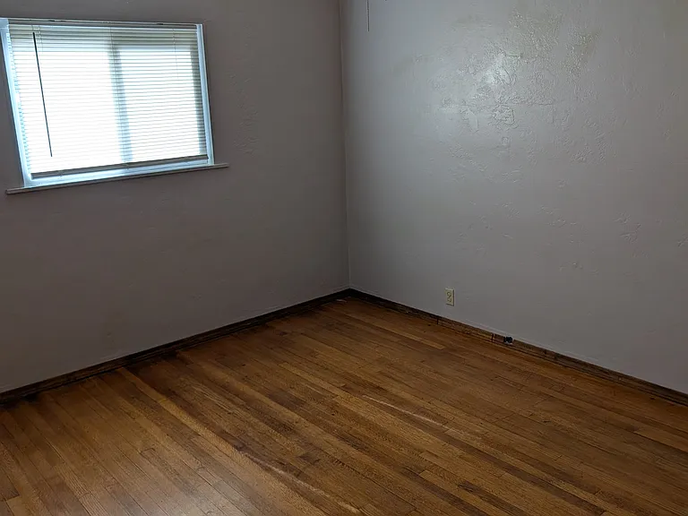 904 East St — Photo 15