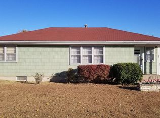 640 W Vine St, Junction City, KS 66441