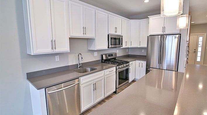 1st image of 1560 Irene St APT 611