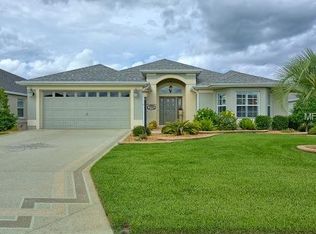 825 Pickett Rd, The Villages, FL 32163