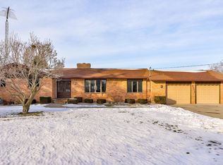 8111 E Burt Rd, Birch Run, MI 48415