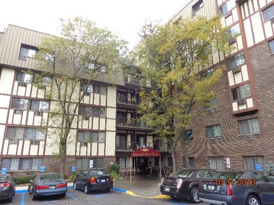 2 Elmwood Park Dr APT 320, Staten Island, NY, 10314