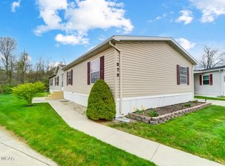 579 Waterview Cir, Lima, OH 45804