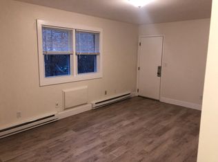 1 Skokorat St APT 2B, Seymour, CT 06483