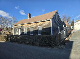 35 Standish St, Provincetown, MA 02657