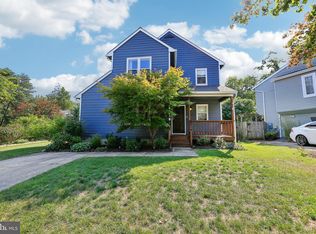 909 Langdon Ct, Annapolis, MD 21403
