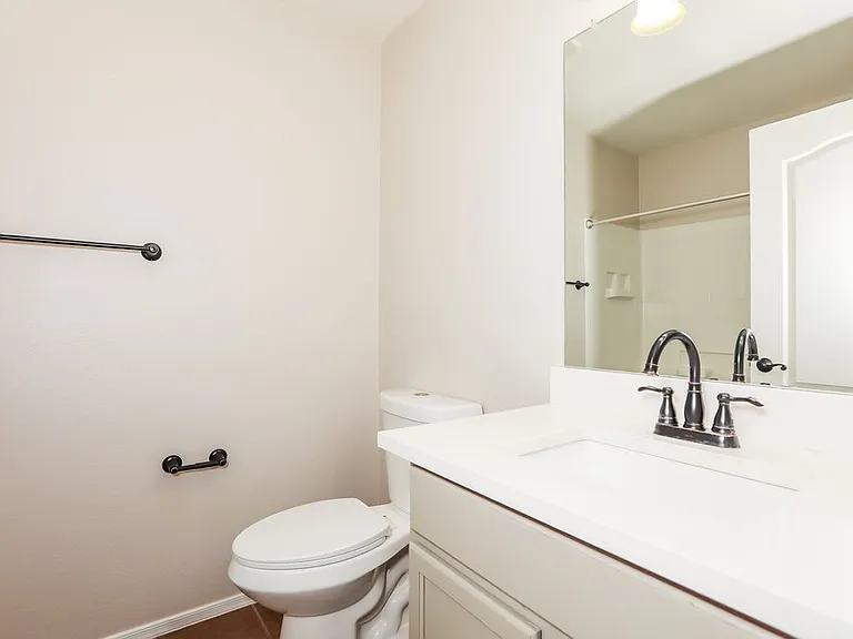 37870 N Beverly Ave — Photo 15