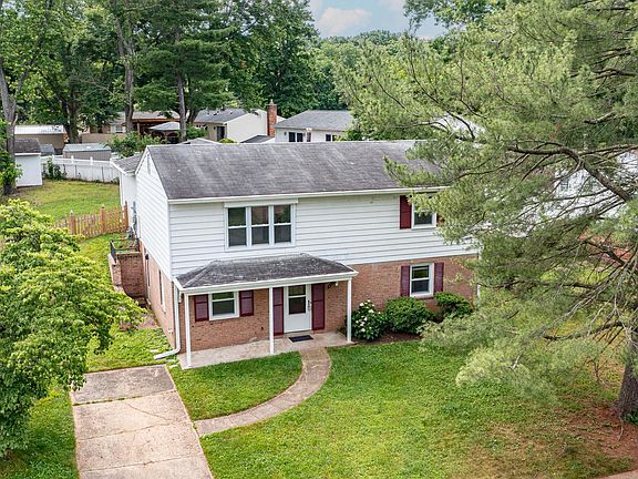 3rd image of 4321 De Haven Dr