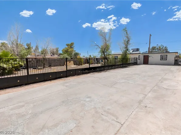 2307 Daley St, North Las Vegas, NV 89030