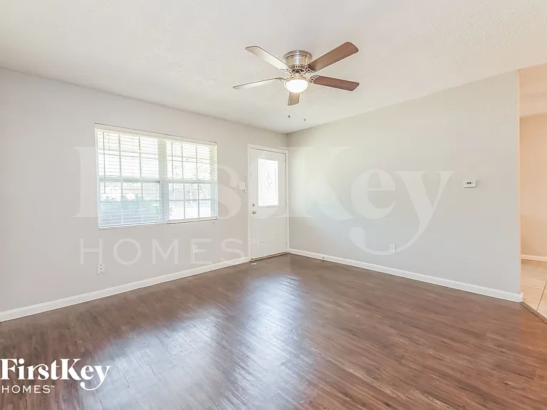 1600 Judy Dr — Photo 5