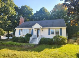 17 Percy St, Lowell, MA 01851