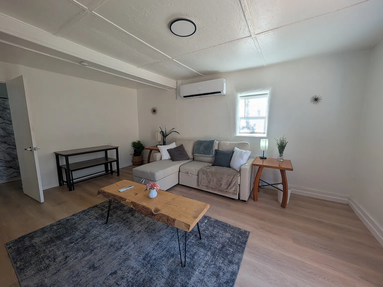 1 bed, 550 sqft, $1,550 — Photo 4