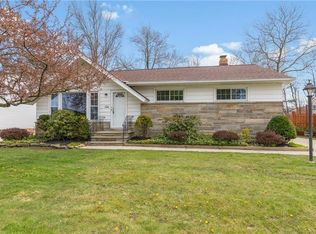 6120 Westerham Rd, Mayfield Heights, OH 44124