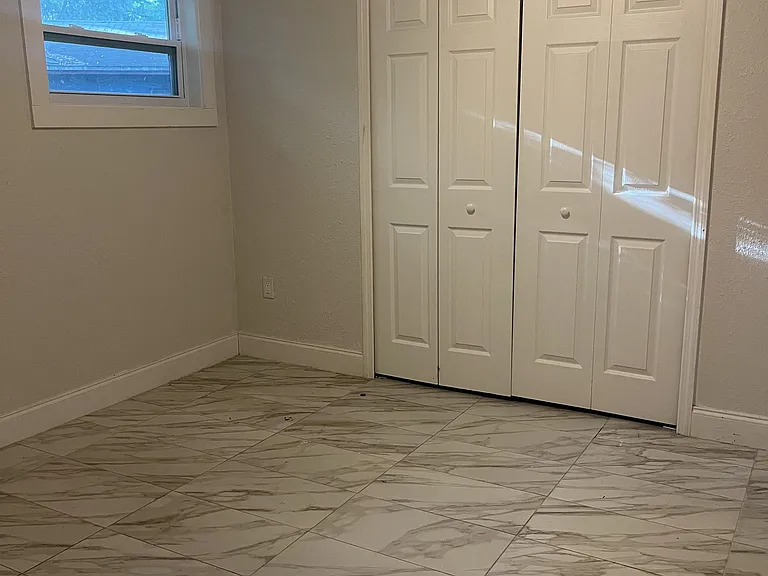 1304 Louis Ct #1 — Photo 26