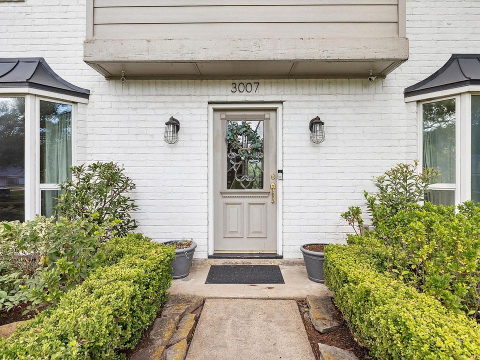 K☆N Nissan 300ZX - Wikipedia