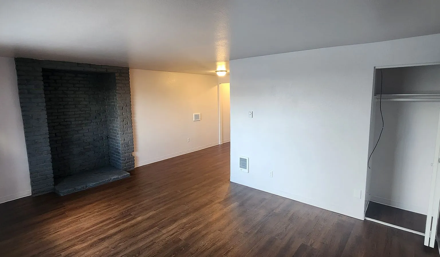 2908 East Providence Avenue — Photo 4