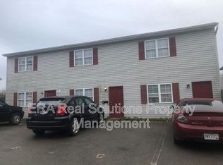 201 John St APT B, Hillsboro, OH 45133