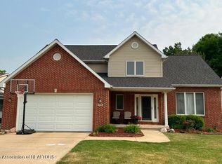 1178 E Harrington Ln, East Lansing, MI 48823