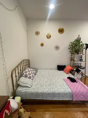 Rented by PMG Real Estate  | media 28