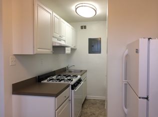401 E St SE #204, Washington, DC 20003