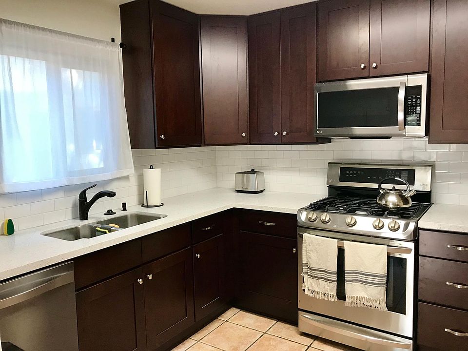1st image of 924 Philinda Ave APT B