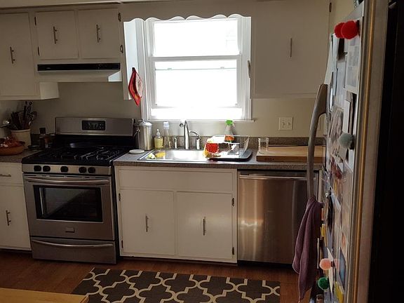 Kitchen - New appliances, stainless steel