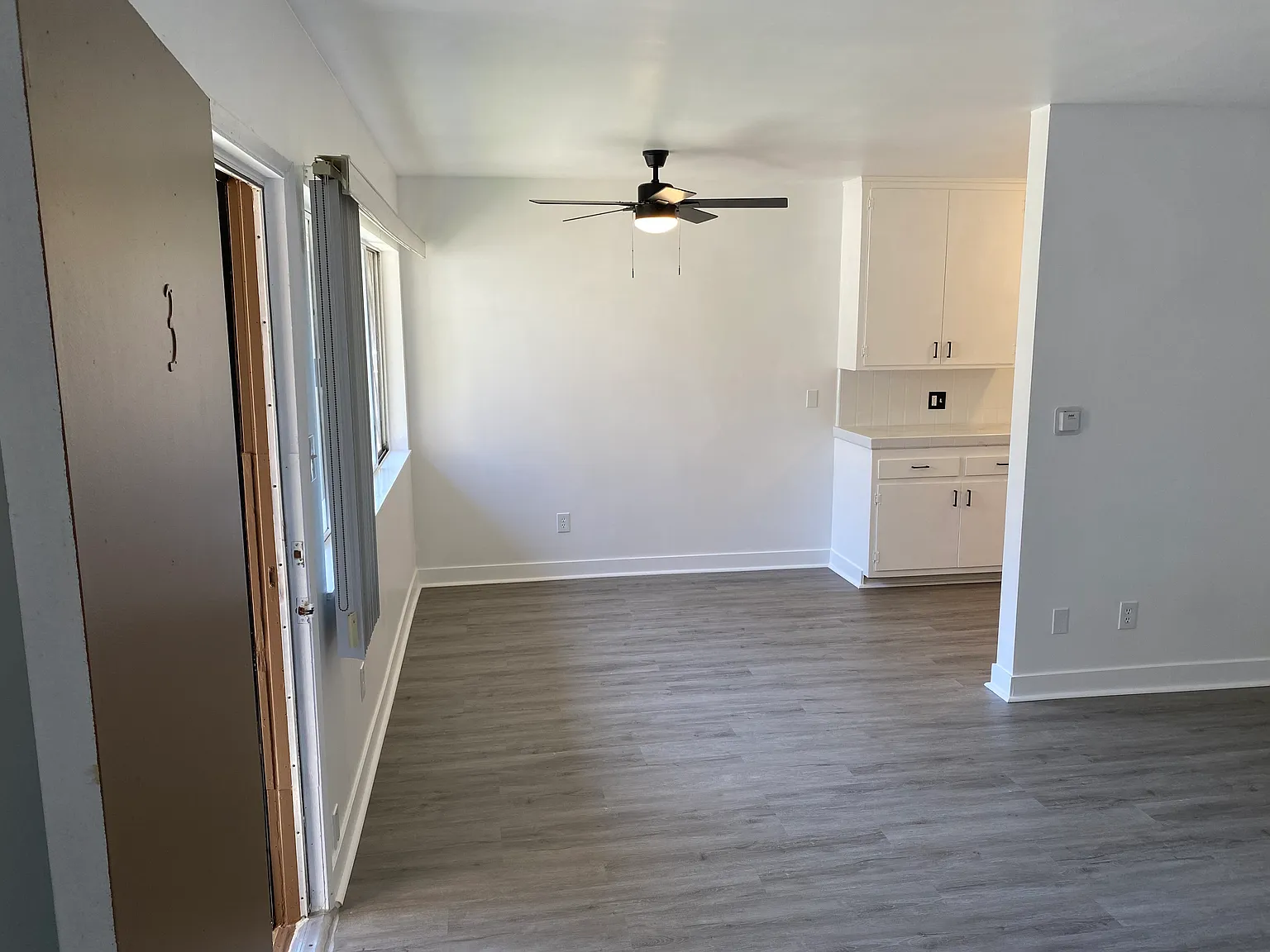 1 bed, 706 sqft, $1,900 — Photo 3